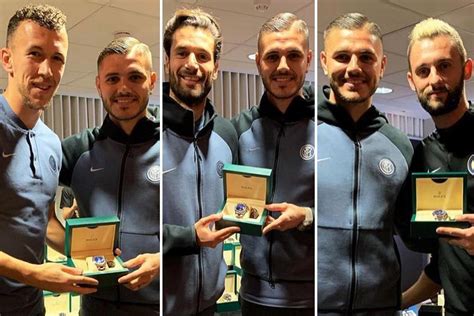 icardi rolex tarocchi squadra|Icardi, che cuore: compra 34 Rolex e li regala a tutti i compagni.